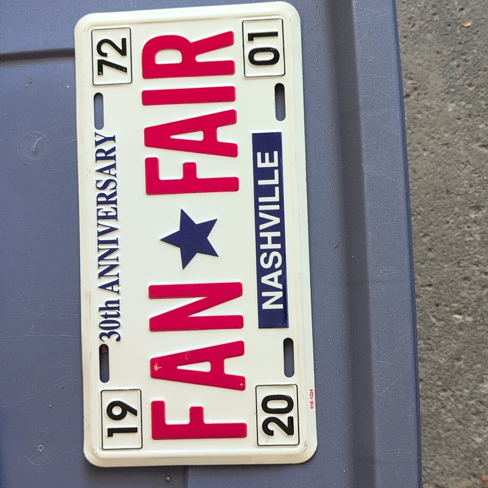 30th Anniversary Fan Fair License Plate